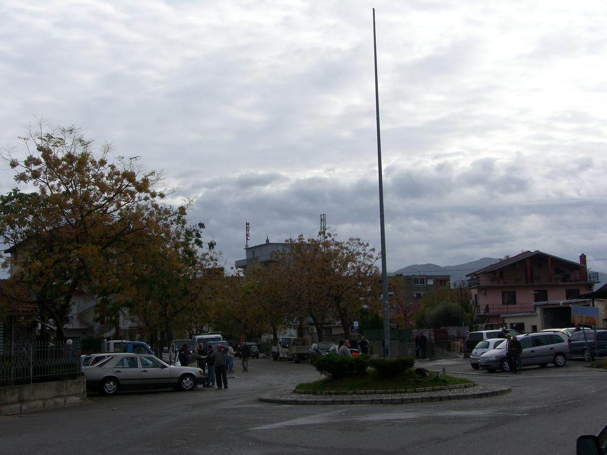 Shkodra Hotel Exterior foto